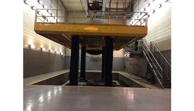 測試工廠昇降機構